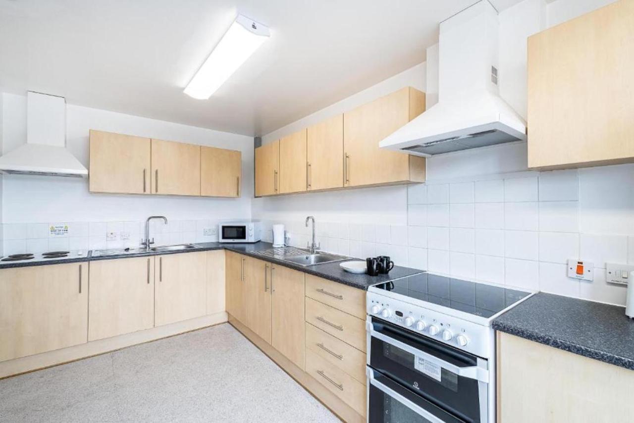 En Suite Rooms, Gillingham - Sk Exterior photo